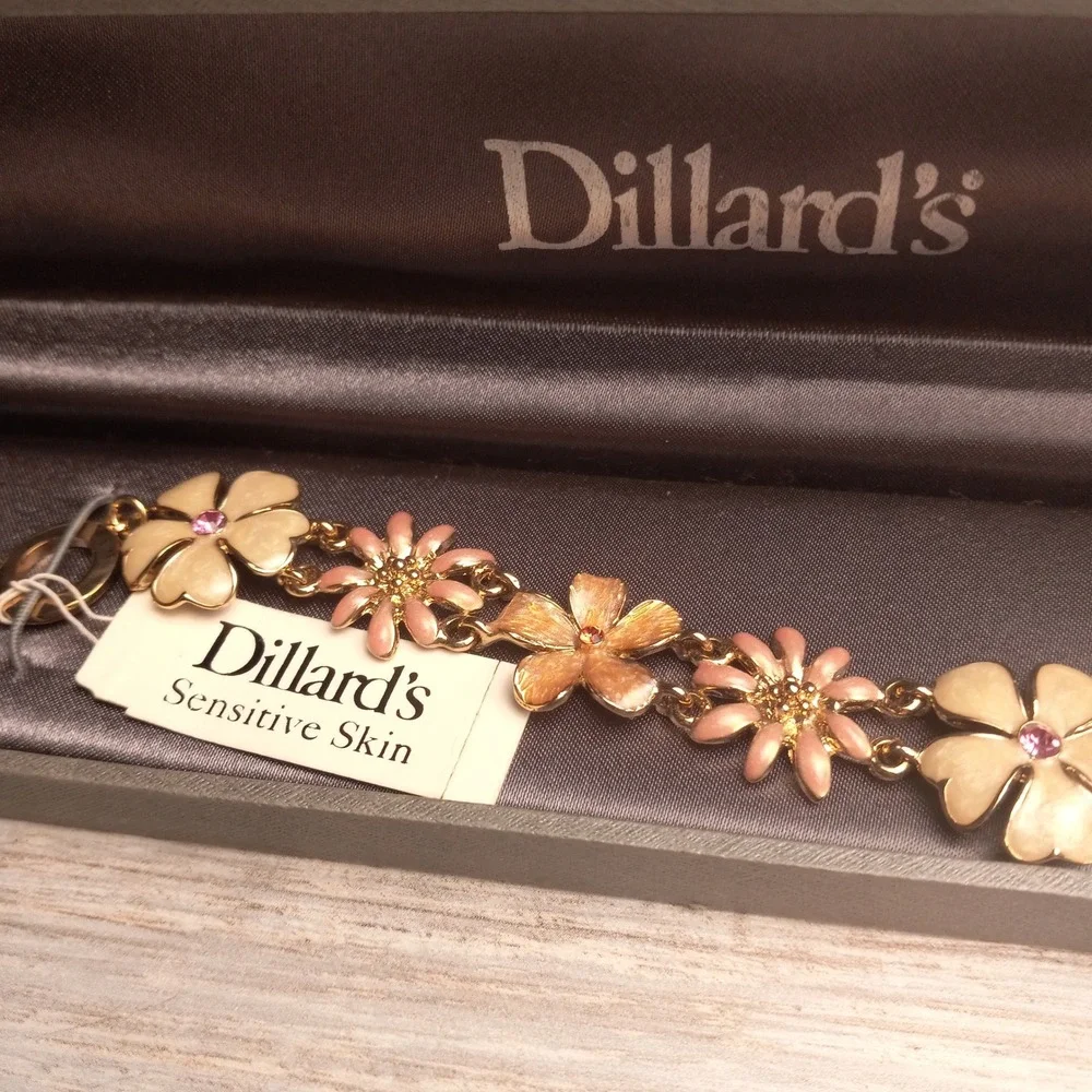 Dillards Sensitive Skin Floral Bracelet Gold Tone Pink Cream Enamel Toggle NIB